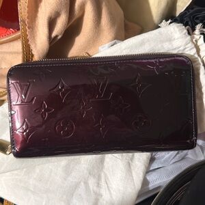 Louis Vuitton Zippy Long Wallet In Amaranth